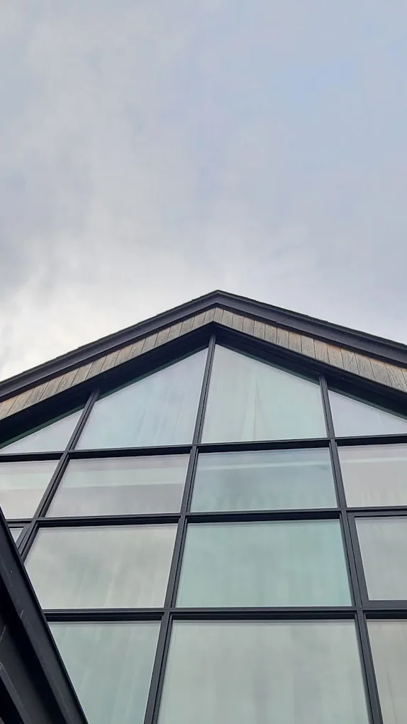 Large custom window system